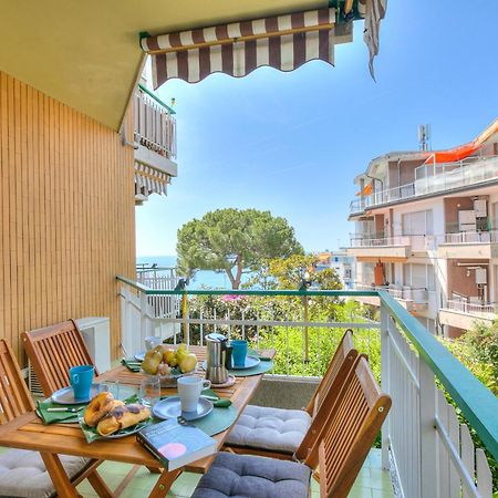 Casa Emma With Sea Glimpse - Happy Rentals Sanremo Luaran gambar